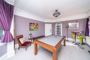 DINING ROOM- click for photo gallery